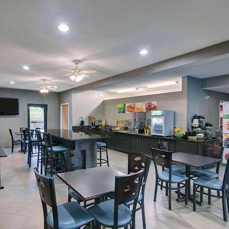 גרנד פריירי Quality Inn & Suites מראה חיצוני תמונה