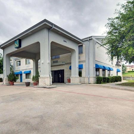 גרנד פריירי Quality Inn & Suites מראה חיצוני תמונה