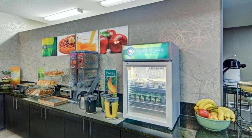 גרנד פריירי Quality Inn & Suites מראה חיצוני תמונה