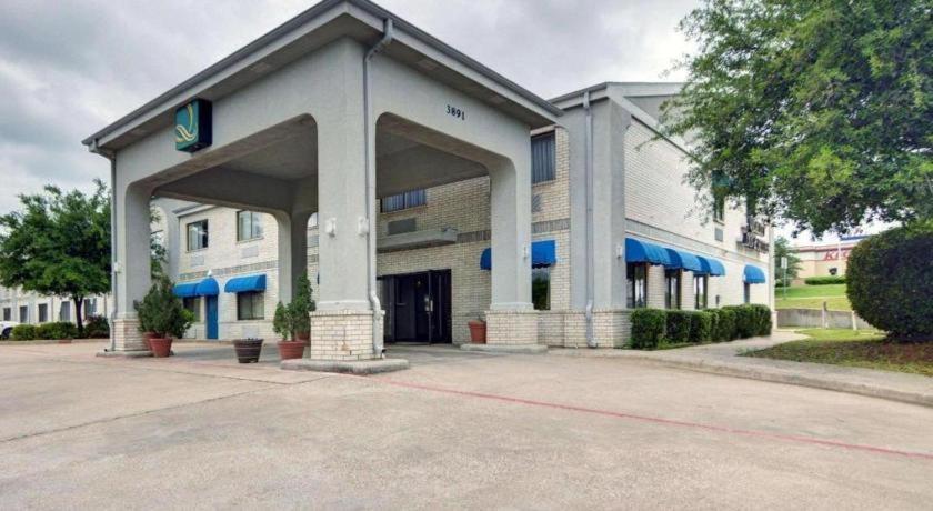 גרנד פריירי Quality Inn & Suites מראה חיצוני תמונה