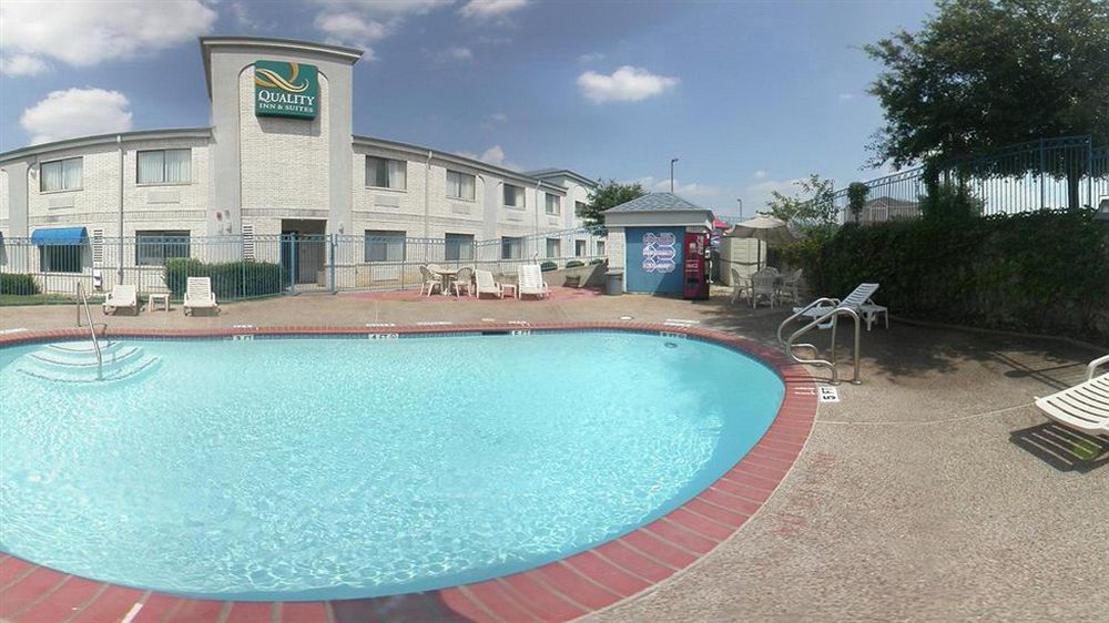 גרנד פריירי Quality Inn & Suites מראה חיצוני תמונה