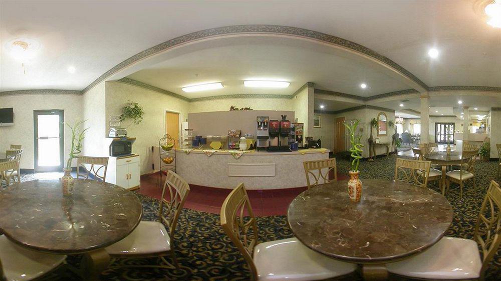 גרנד פריירי Quality Inn & Suites מראה חיצוני תמונה